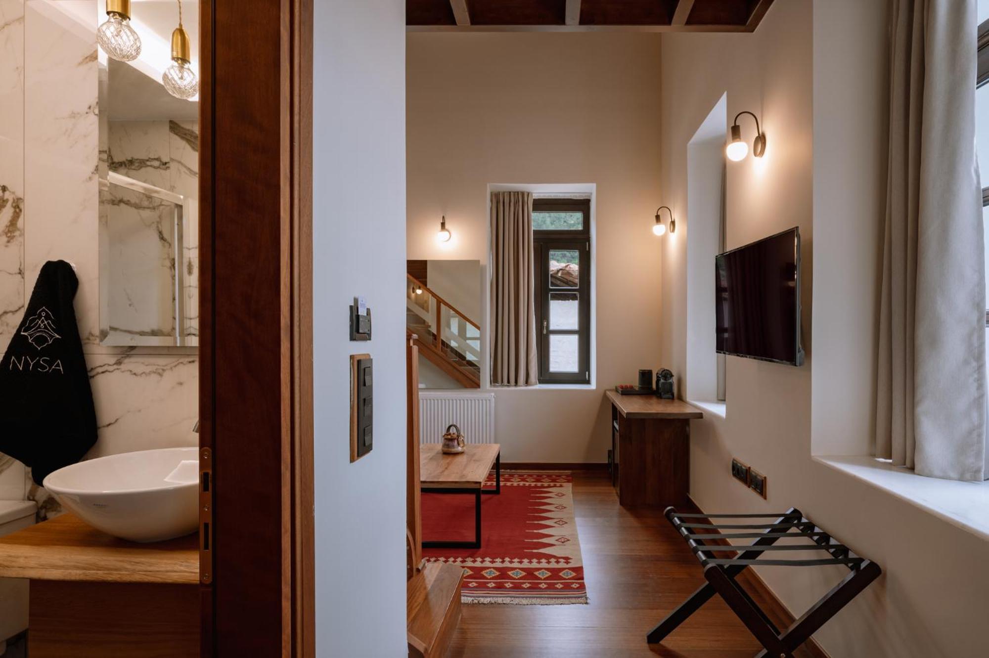 Νysa Hotel Moustheni Luaran gambar